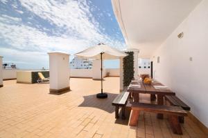 Pérola do Atlântico By the Sea