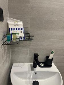 استديوهات أُنس بطابع بوهيمي