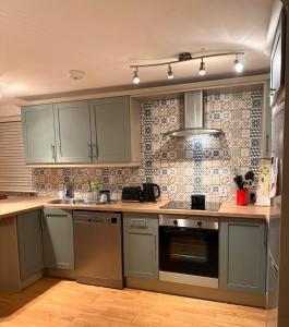 Red Deer Cosy Apartment in Letterfrack Connemara