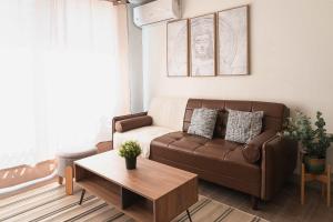 HOM l WiFi, AA, Piscina, Parking, Gym, ChapaDigital