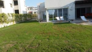 chalet hacienda white