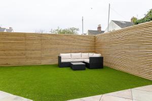 3-BR Home with Garden near Cardiff City Centre