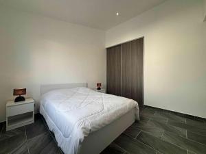 Maison 6 couchages 50m de la plage des HUTTES - SDO000-095