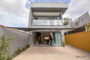 Ubatuba - Casa Familiar com Piscina