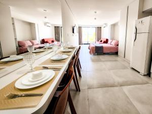 Apto pe na areia com linda vista do mar da varanda