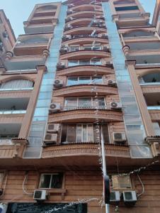 استديو مفروش فى المهندسين ميدان لبنان برج حديث