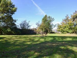 Birkerthwaite Cottage-W41479