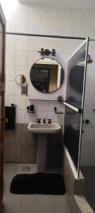 Casa en San Juan céntrica a 8 cuadras plaza principal