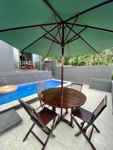 Deju Cabin with Private Pool & Mountain View