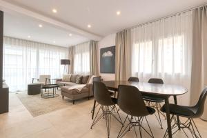 022 Stylish & Modern Fuengirola Apt, Near Beach