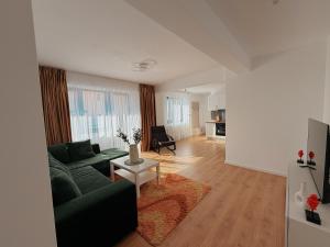 Sunny Stay Bucharest Apartment with Terrace