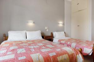 Dolphin Studio Sea View 11