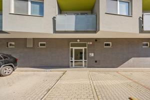 Air-conditioned 2-bedroom apartment, balcony, Závadská-Rača