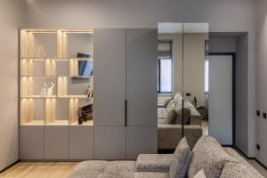 Royal jacuzzi apartment on Krehivska 10 st