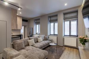 Royal jacuzzi apartment on Krehivska 10 st