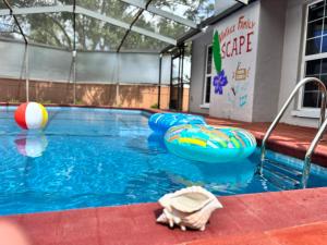 Vintage Family Scape + heated pool&discount