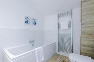 Stylish 5BR House, Chester Centre - Sleeps 11
