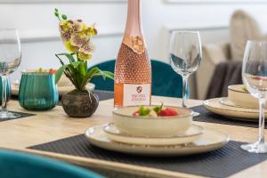 Plac Słowiański Apartament z Balkonem Świnoujście Centrum by Noclegi Renters