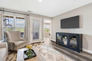 Earl Grey Escape - Chic 3 BDR