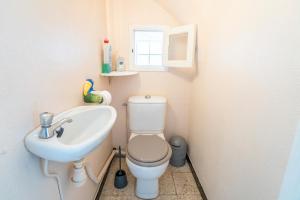 A 100 M Plage,centre,marché, 3ch