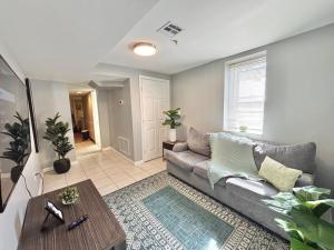 FREE Parking near NYC Washer and Dryer