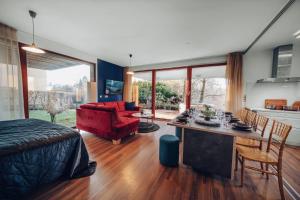 Marvel 2BD Apartment in modern villa with cozy terrace