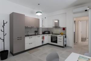 CLOSea House renovated with quality materials