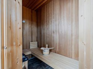 Nordsee-Rückzugsort - Freistehendes Ferienhaus mit Garten, Sauna und Kamin