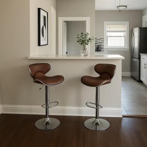 Vintage Meets Modern -Entire Home 20mins from Chicago