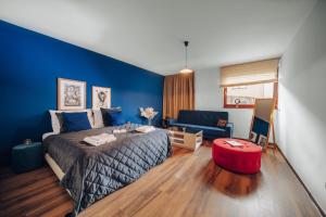 Design Architect Villa with 2 Apartments