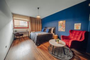 Design Architect Villa with 2 Apartments