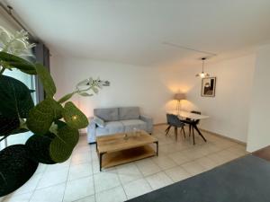 DAPHNE, appartement piscine