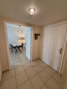 DAPHNE, appartement piscine