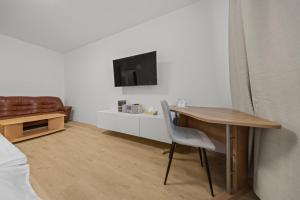 Stylish New Apartment with Parking Place