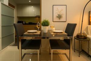 Cozy High-Rise Escape in the heart of Bangkok!