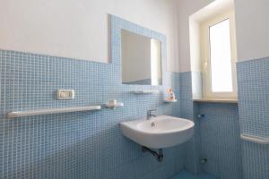 Estudio con vistas al jardín