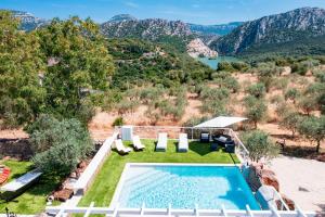 Casa sul lago private heated pool img33