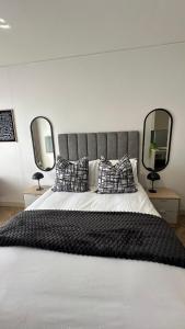 The One AT One Rosebank