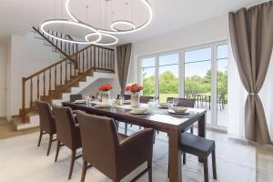 Luxury House with Pool, Garden, AC & Sauna