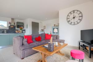 Villa M Vallon Pont darc