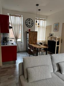 Lécrin postal, au coeur du Quartier Saint Leu