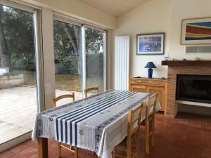 Maison piscine partagé vers ocean