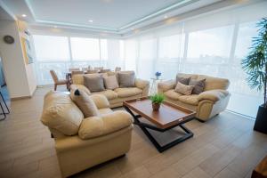 Real View Towers E901