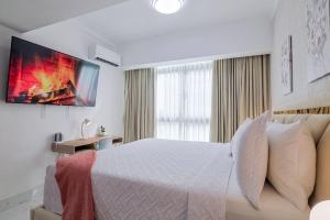 Upscale City Center Condo Pool