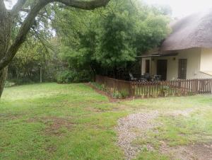 Sunflower Stables Cottage in the Garden