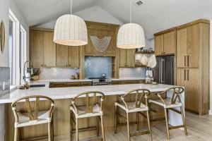 Near Beach Tiki Bar Swings Beautiful Design