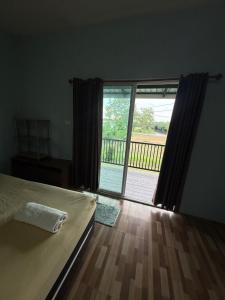 รุ้งรวีรีสอร์ท 1