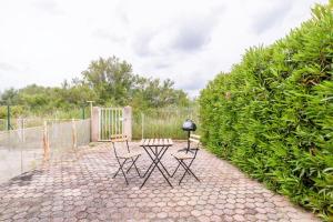 Quiet house for 2-4 people close to the beaches