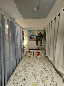 Retro Bandra - Cozy Comfort in a Heritage Village