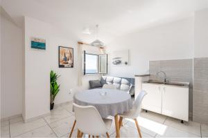 Apartment Blue Horizon